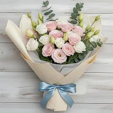 Букет цветов из:  Лизиантусы в Кашарах