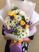 Букет цветов из:  Ирисы, Хризантемы и Розы #REPLACE_PRED# Кашарах