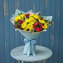 Букет цветов из:  Альстромерии и Хризантемы в Кашарах